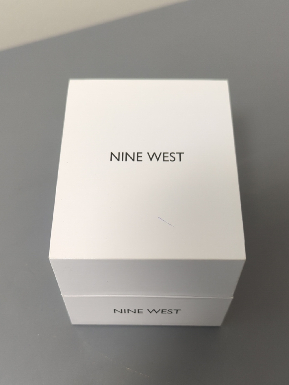 Nine West Women's Floral Goldtone Wrist Watch - Picture 5 of 5